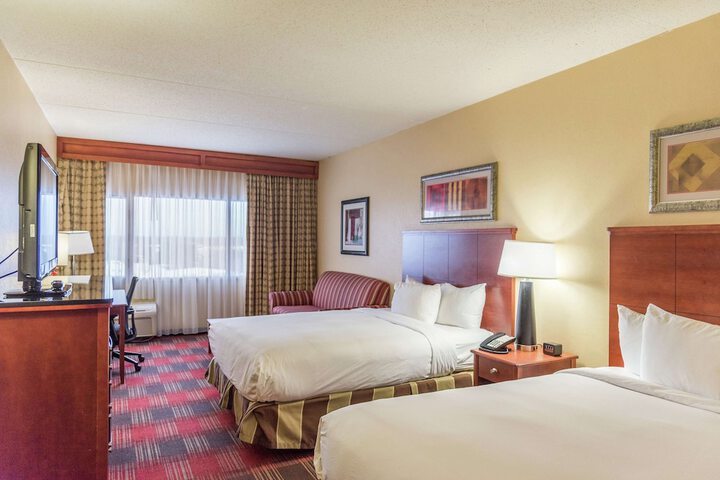 Room 34 of 58