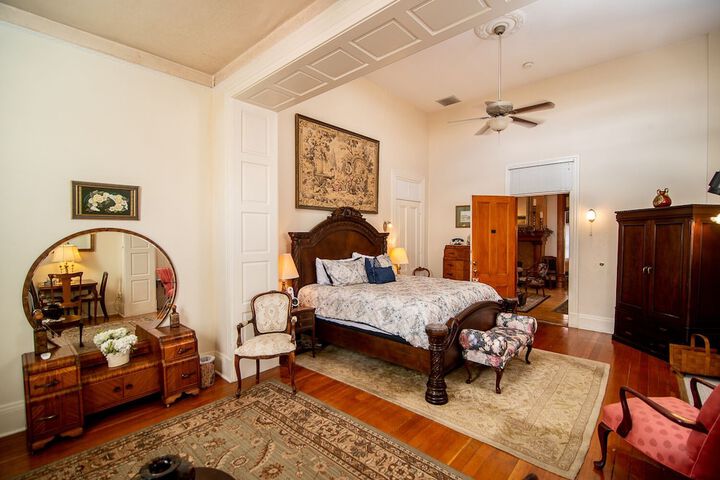 Room 43 of 54