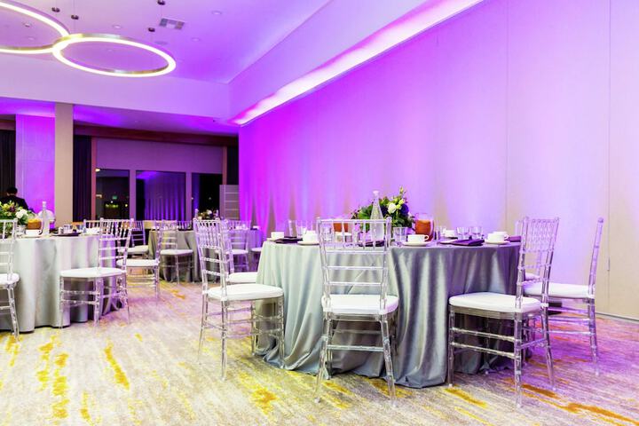 DoubleTree by Hilton Pomona