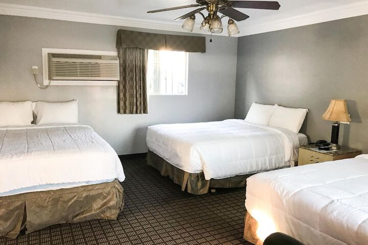 Room 36 of 70
