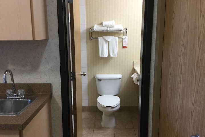 Room 19 of 69