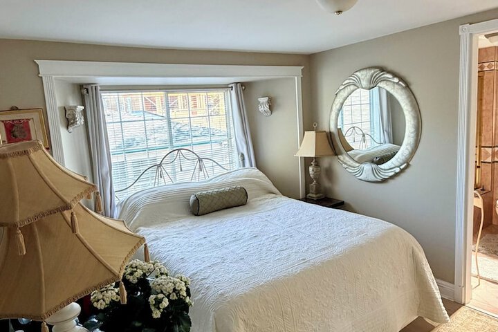 Ocean Breeze B & B