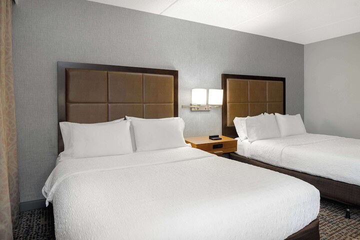 Room 15 of 36