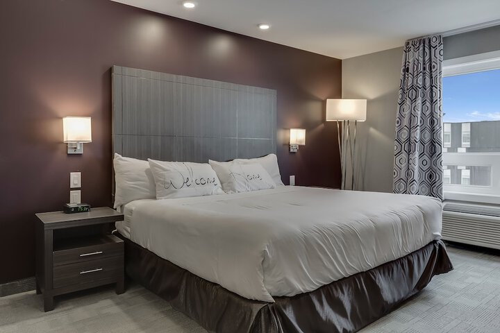 Home Inn & Suites Saskatoon South