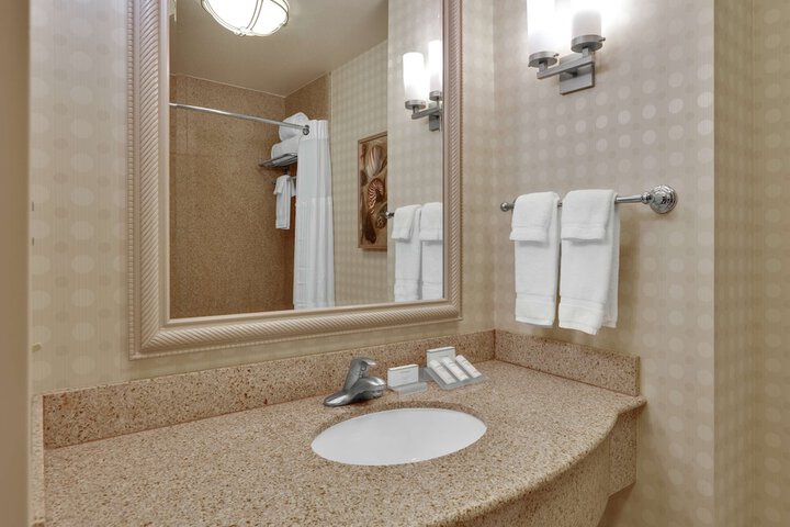 Room 14 of 38