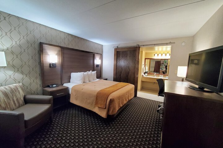 Room 10 of 47