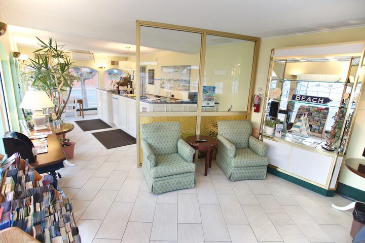 Hotel Interior 12 of 61