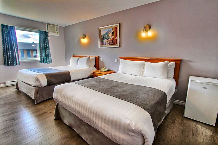 Room 15 of 36