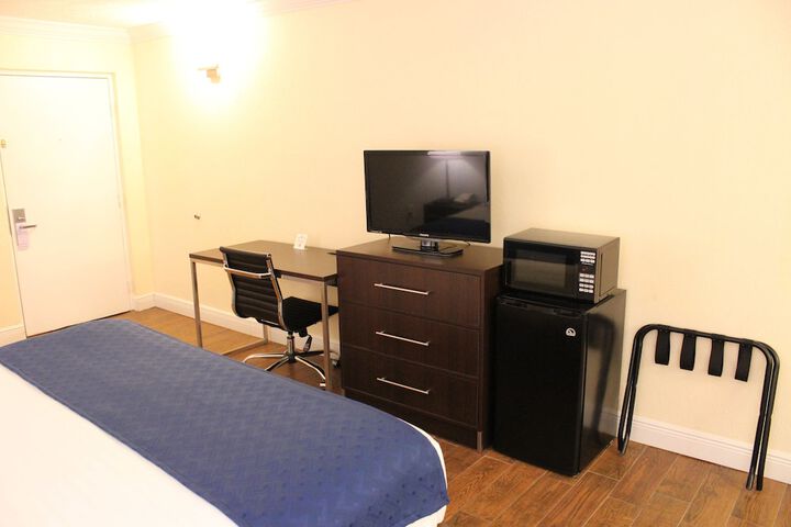 Room 58 of 94