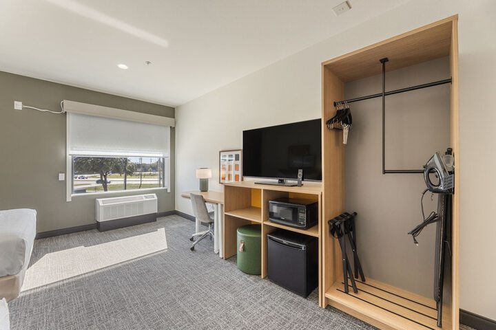 Spark by Hilton Garland Dallas East