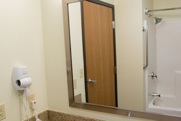 Holiday Inn Express Hotel & Suites Chanhassen by IHG
