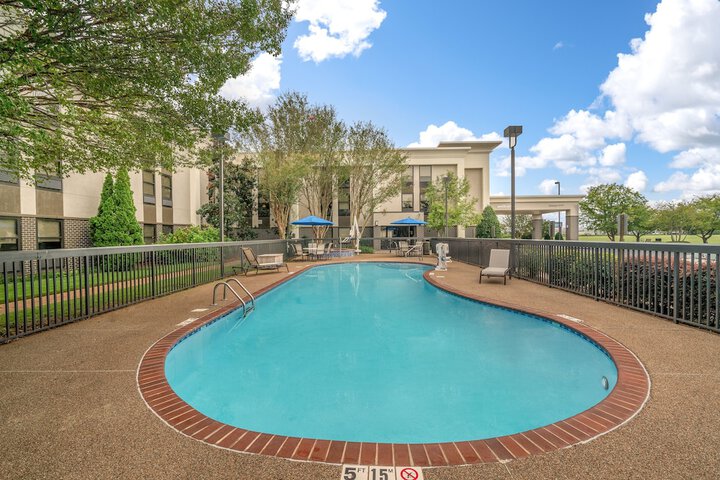 Pool 5 of 43