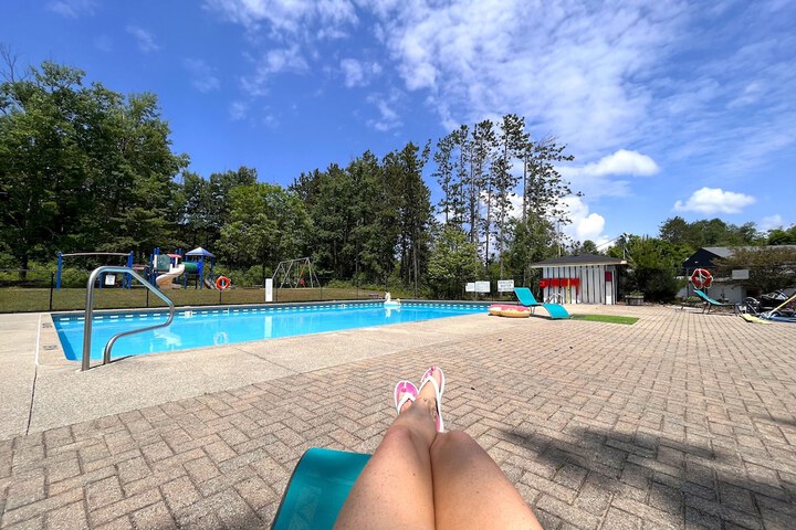 Pool 13 of 125