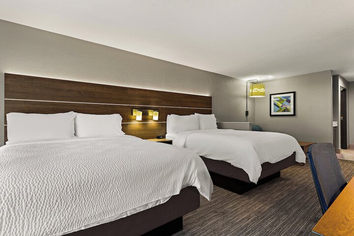 Room 21 of 37