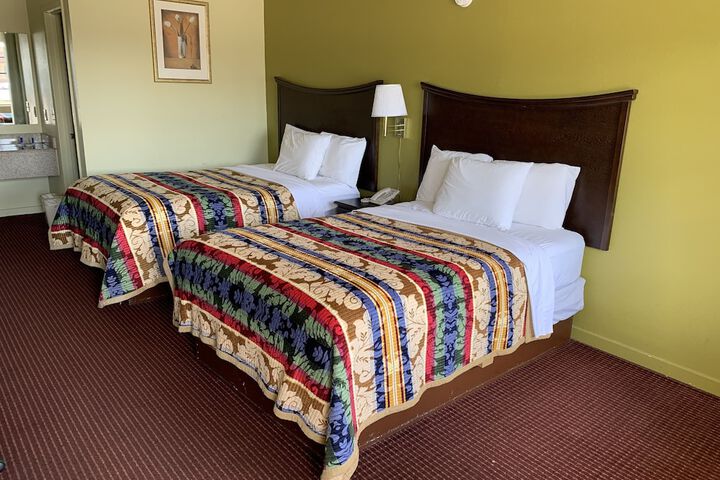 Room 15 of 26