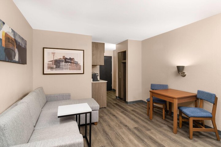 La Quinta Inn & Suites by Wyndham Bessemer
