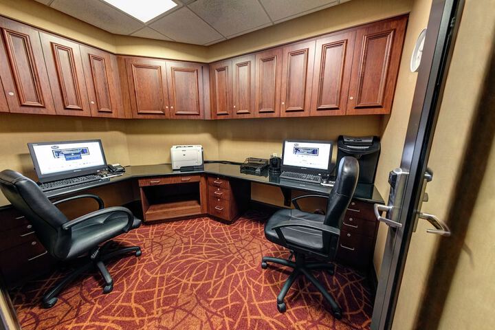 Business Center 42 of 42