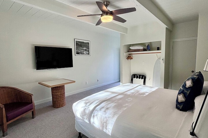 Room 15 of 62