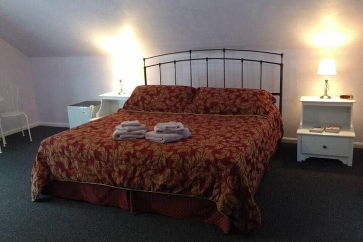 Ahoy Inn Guesthouse