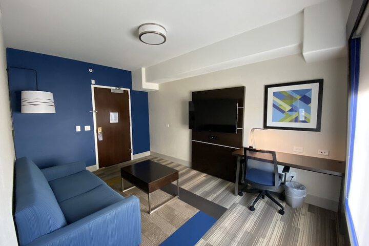 Room 63 of 78