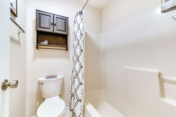 Little River Condo w / Pool Access: 5 Mi to Beach