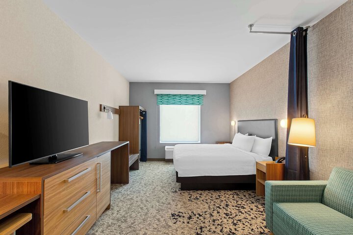 Home2 Suites by Hilton Hendersonville