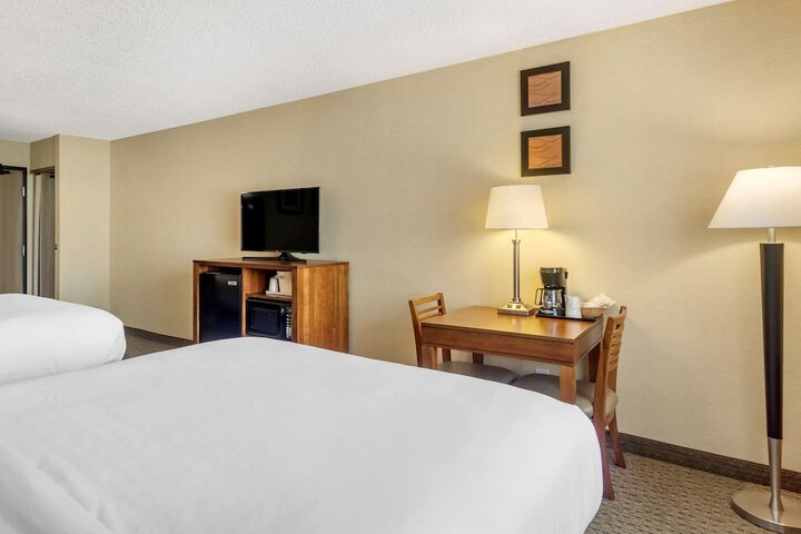Room 16 of 27