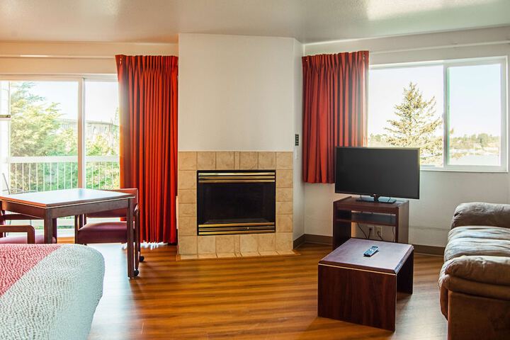 Room 15 of 35