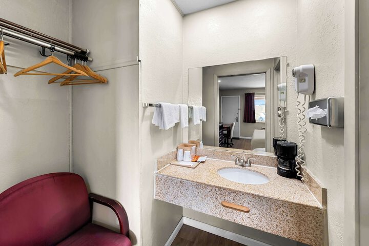 Americas Best Value Inn Marion OH