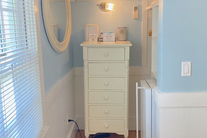 Room 16 of 63