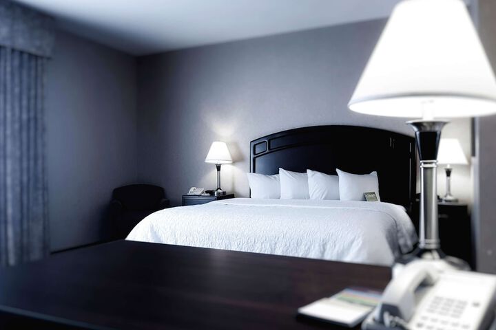 Hampton Inn & Suites by Hilton Edmonton Intl Airport