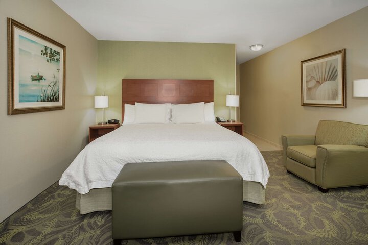 Room 35 of 80