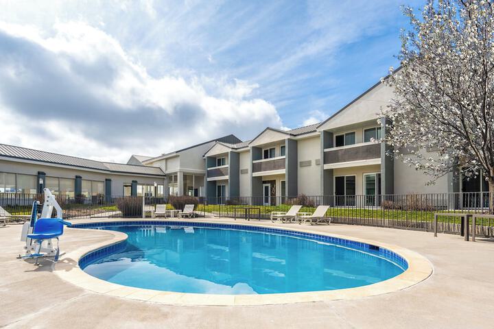 Holiday Inn Ontario by IHG