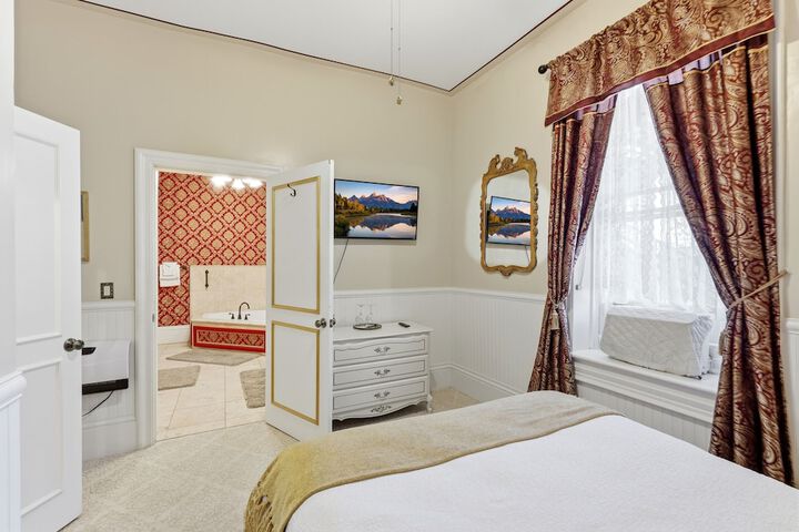 Heber Senator Bed and Breakfast