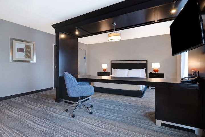 Room 46 of 69