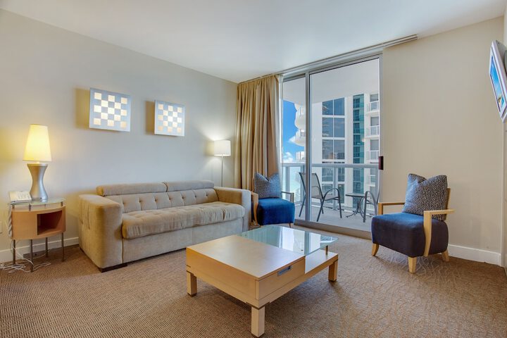 Room 70 of 119