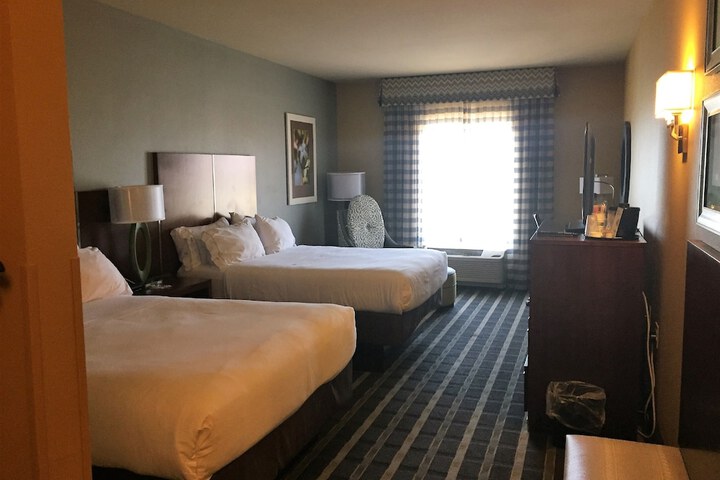 Room 53 of 71