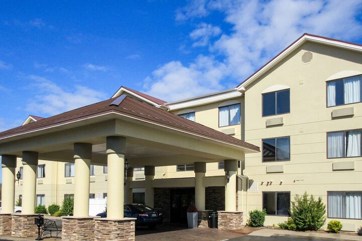 Hotel 7 of 57