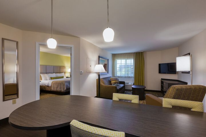 Room 17 of 24