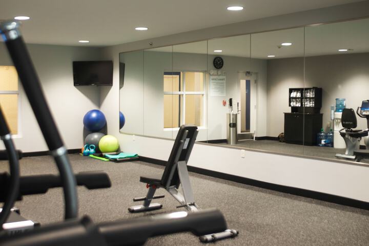 Holiday Inn Express Hickory-Hickory Mart by IHG