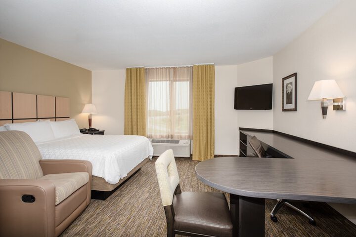 Room 14 of 30
