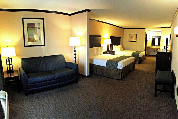 Room 11 of 14