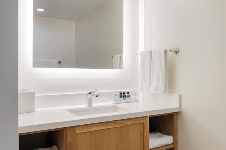 Edgewater Beach Hotel