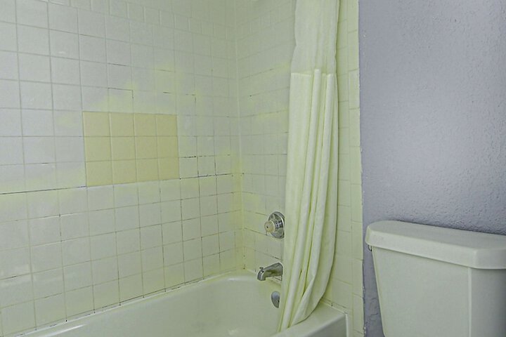 Room 20 of 26