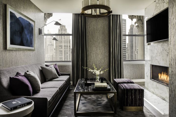 LondonHouse Chicago Curio Collection by Hilton