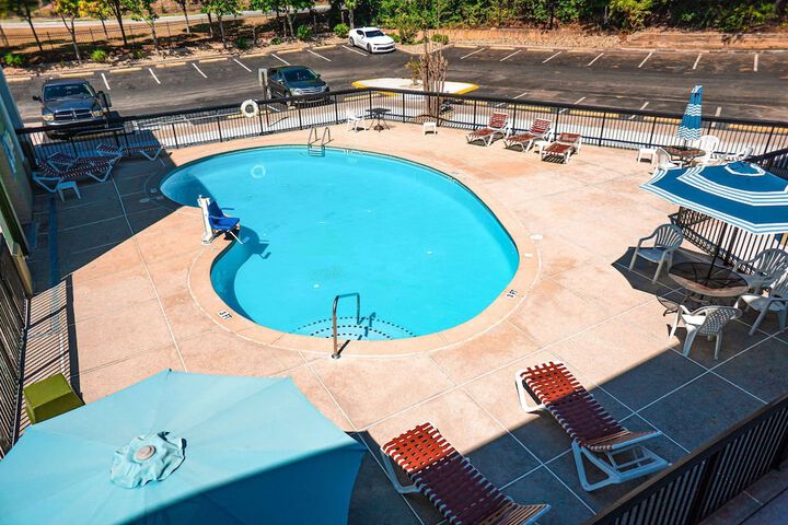 Pool 5 of 36