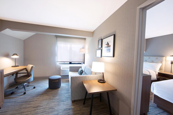 Room 9 of 31