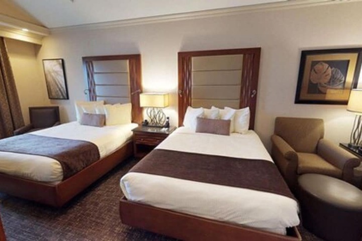 Room 60 of 80