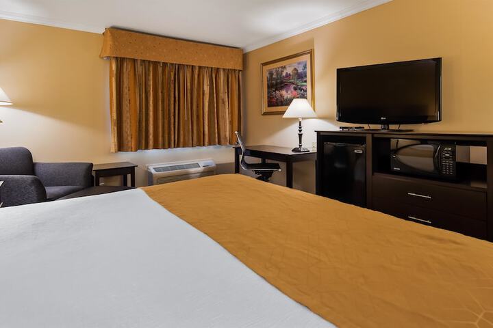 Best Western Inn & Suites