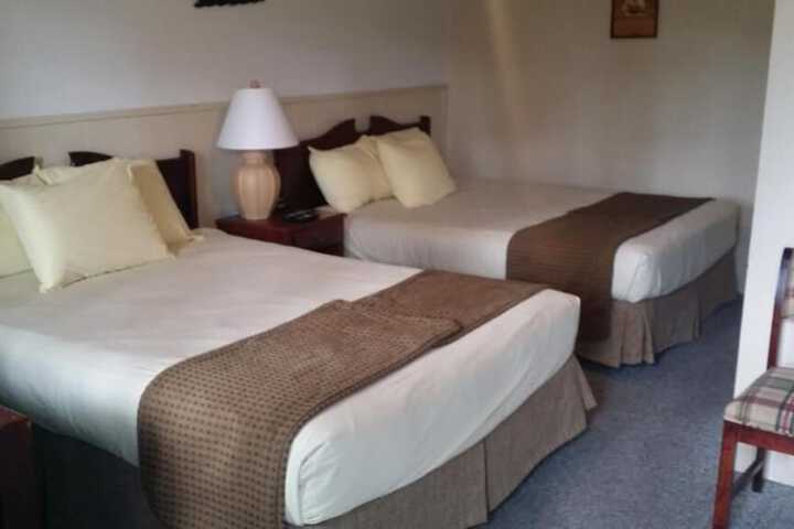 Apple Tree Inn